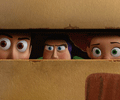 Woody, Buzz e Jessy escondidos
