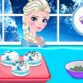 Elsa’s Frozen Macarons